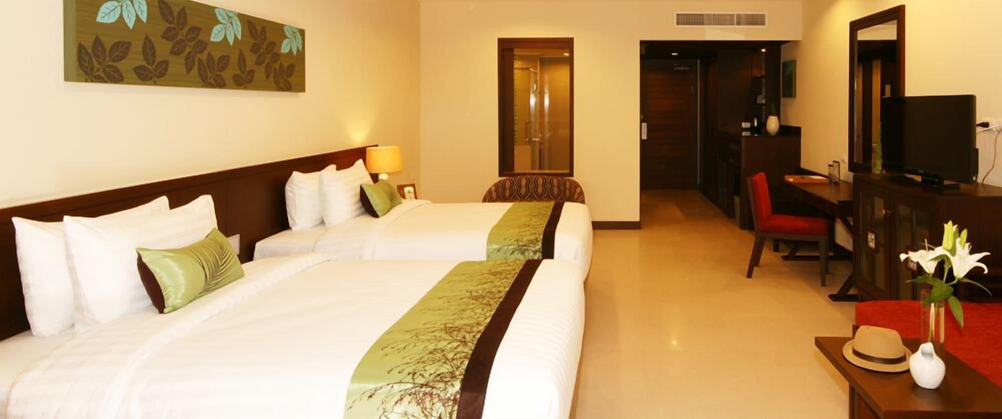 The Heritage Pattaya Beach Resort-Sha Exterior foto