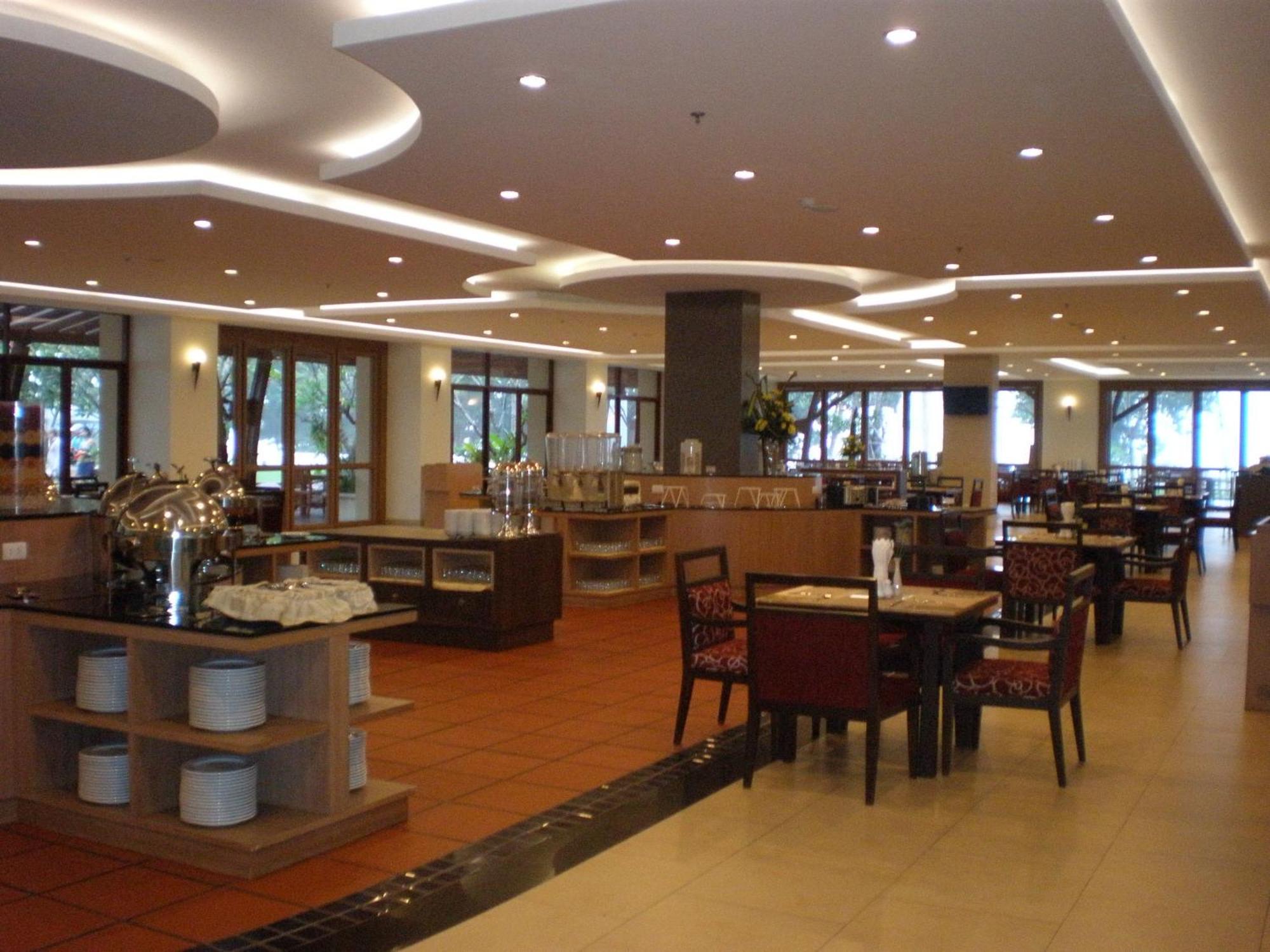 The Heritage Pattaya Beach Resort-Sha Exterior foto