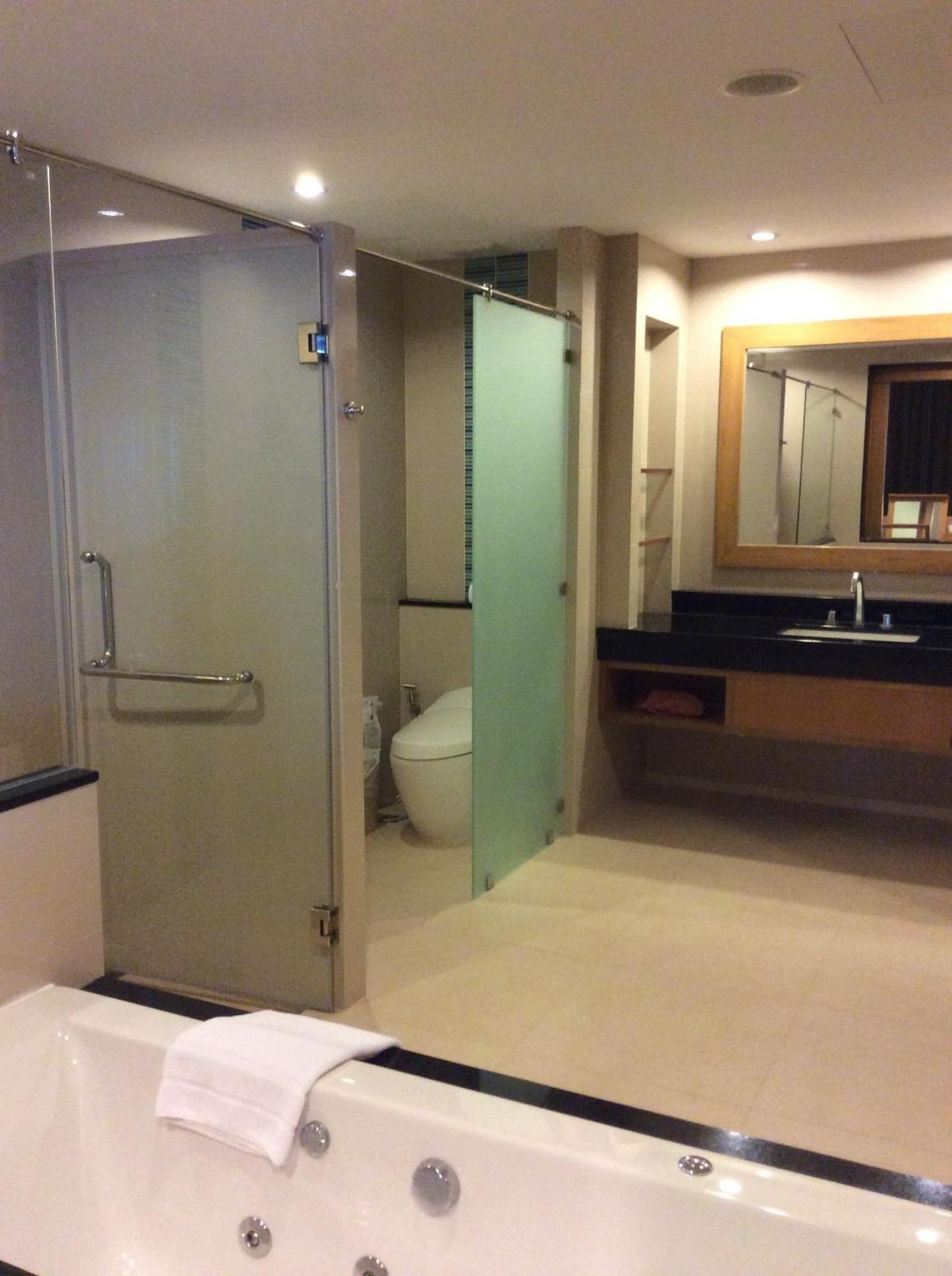 The Heritage Pattaya Beach Resort-Sha Habitación foto